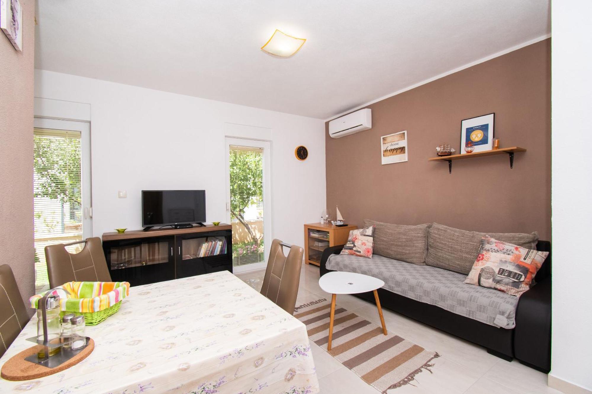 Apartment Ninic Srima Buitenkant foto