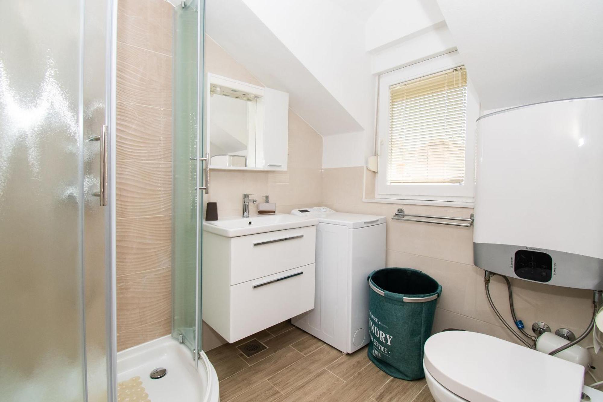 Apartment Ninic Srima Buitenkant foto