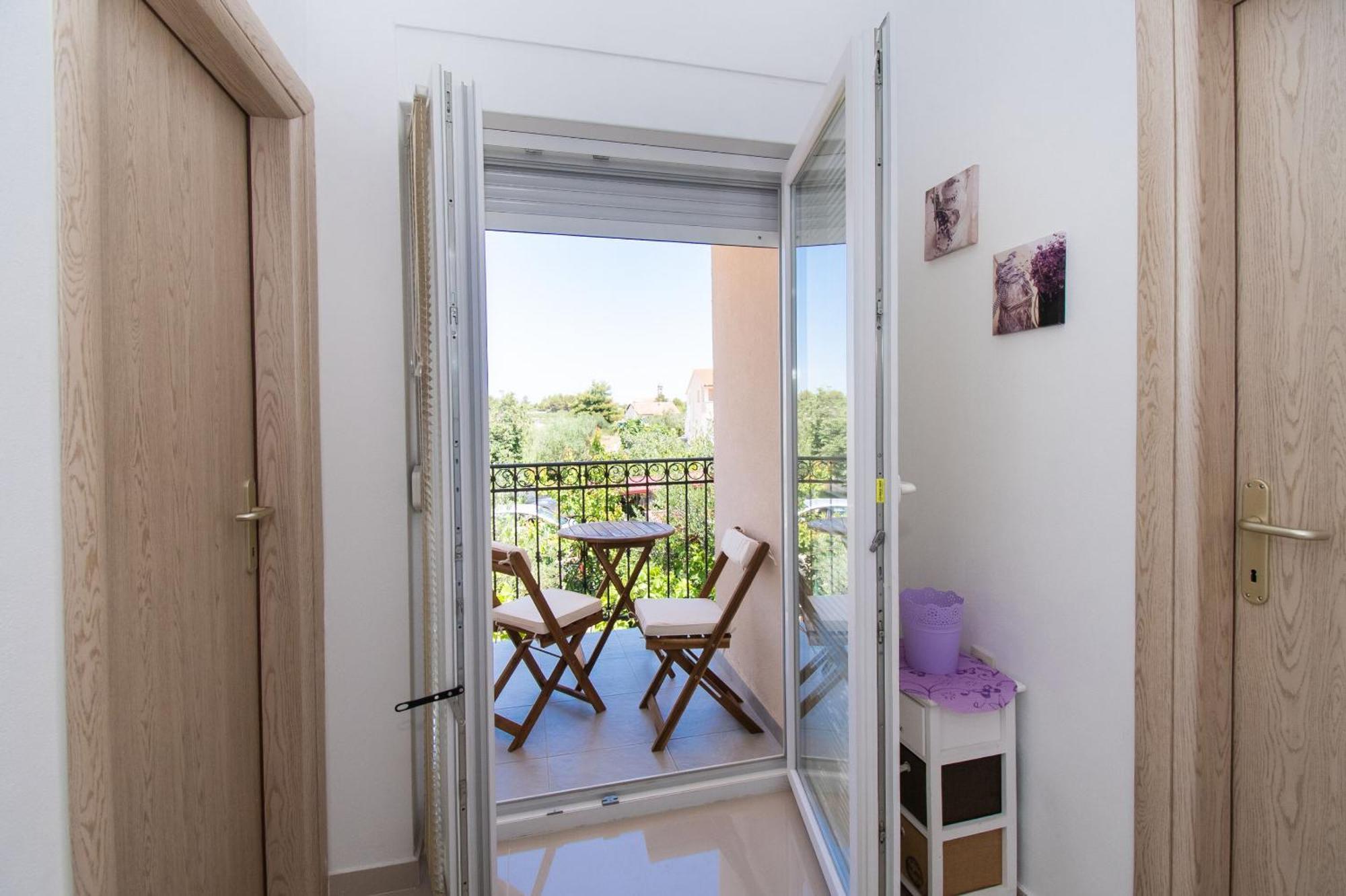 Apartment Ninic Srima Buitenkant foto
