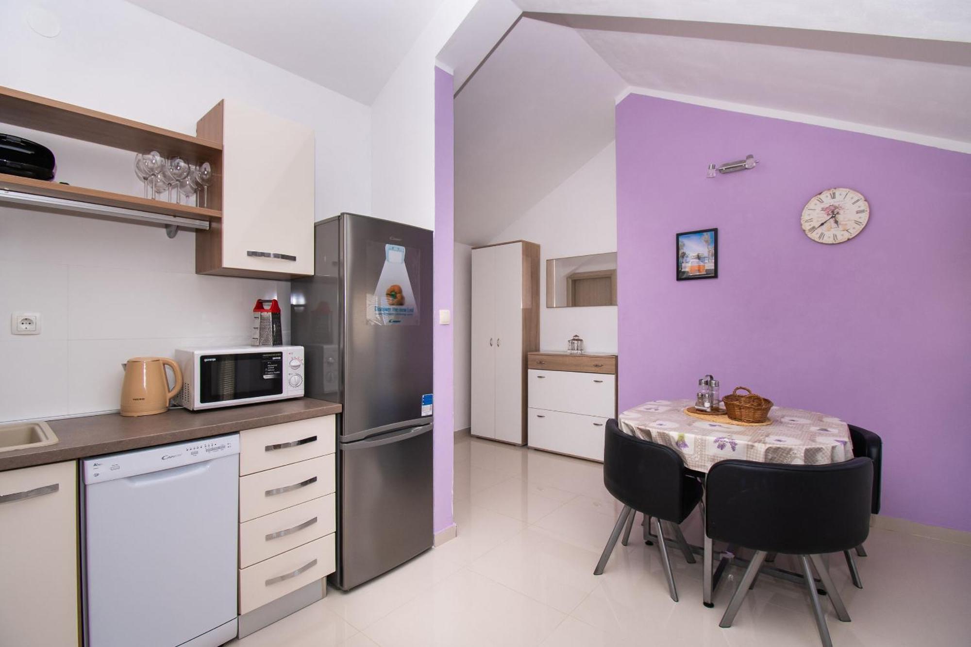 Apartment Ninic Srima Buitenkant foto